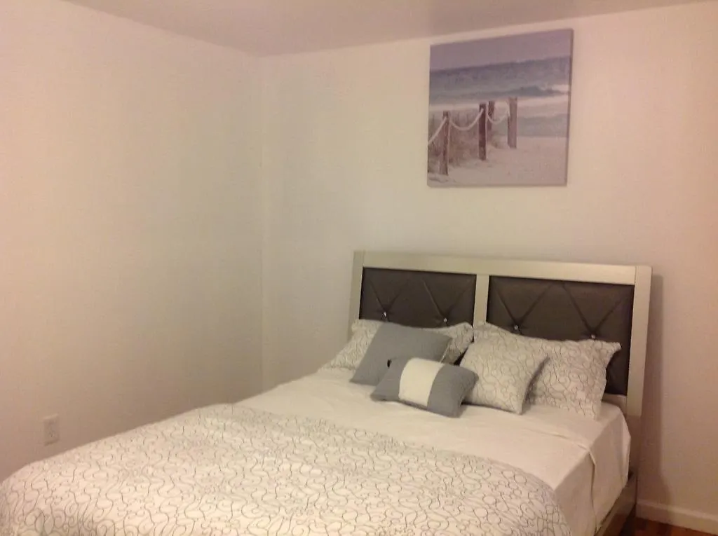 Mojoy Homesuites At Runyon Newark 0*,  États-Unis