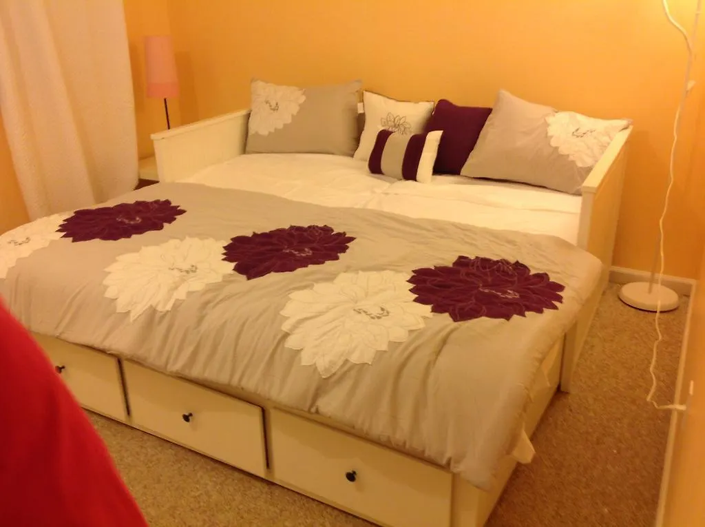 Mojoy Homesuites At Runyon Newark 0*,  United States
