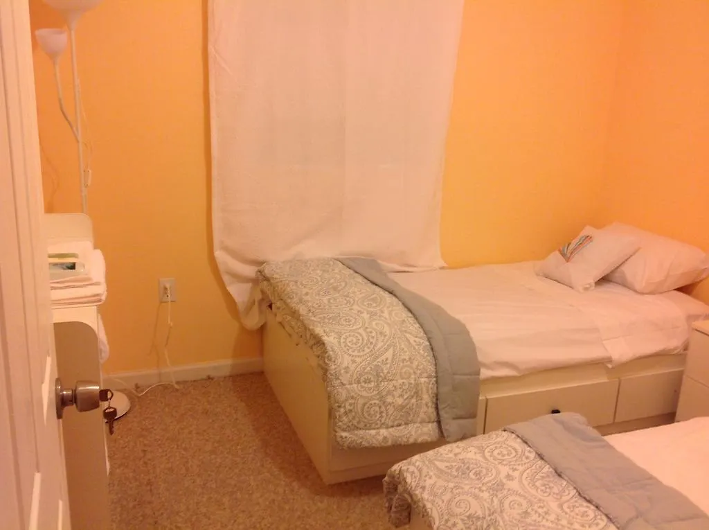 Guest house Mojoy Homesuites At Runyon Newark