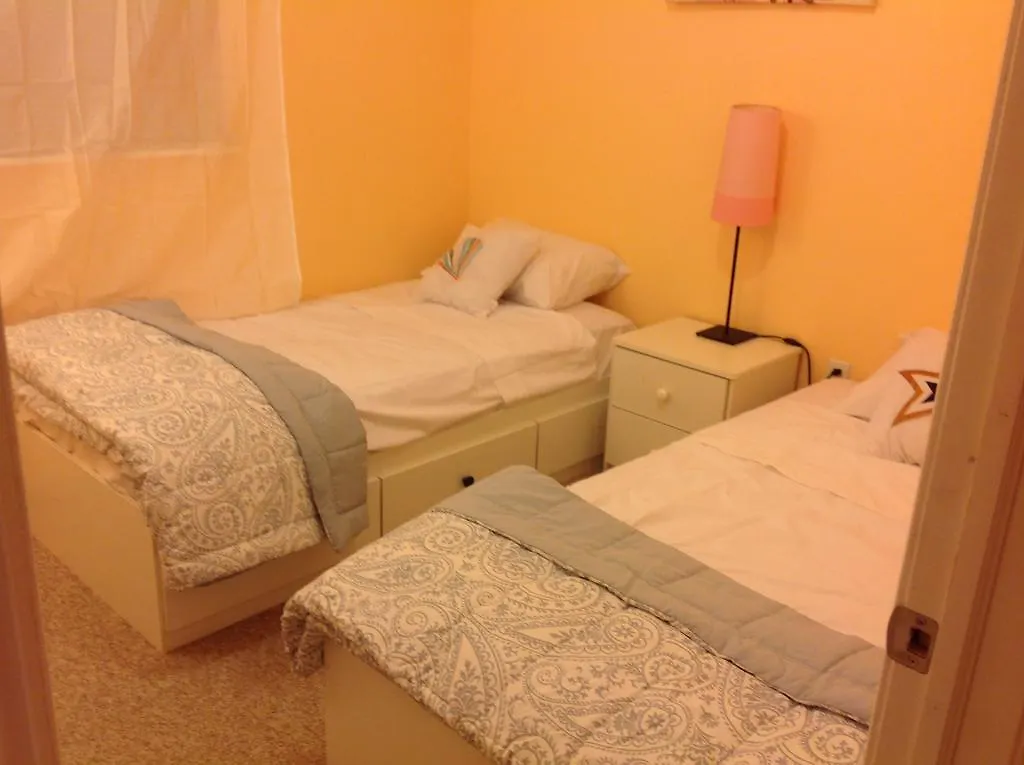 Guest house Mojoy Homesuites At Runyon Newark