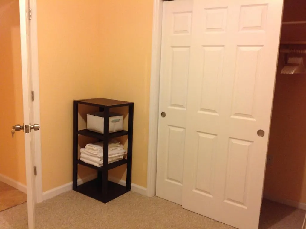 Guest house Mojoy Homesuites At Runyon Newark