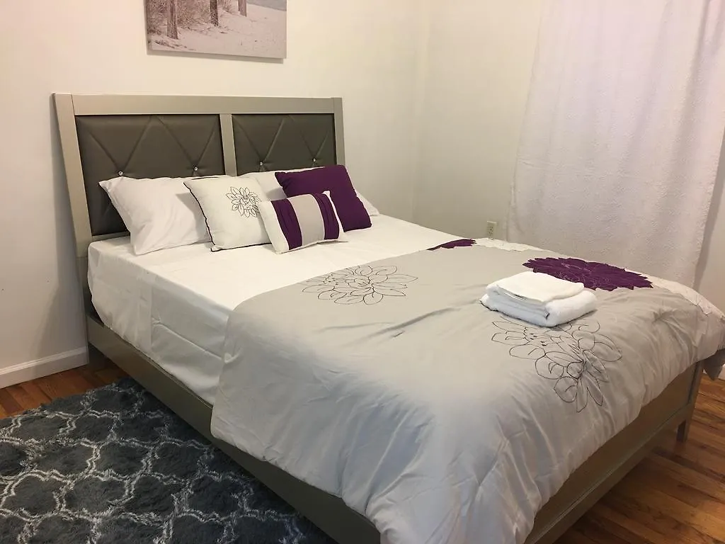 Mojoy Homesuites At Runyon Newark