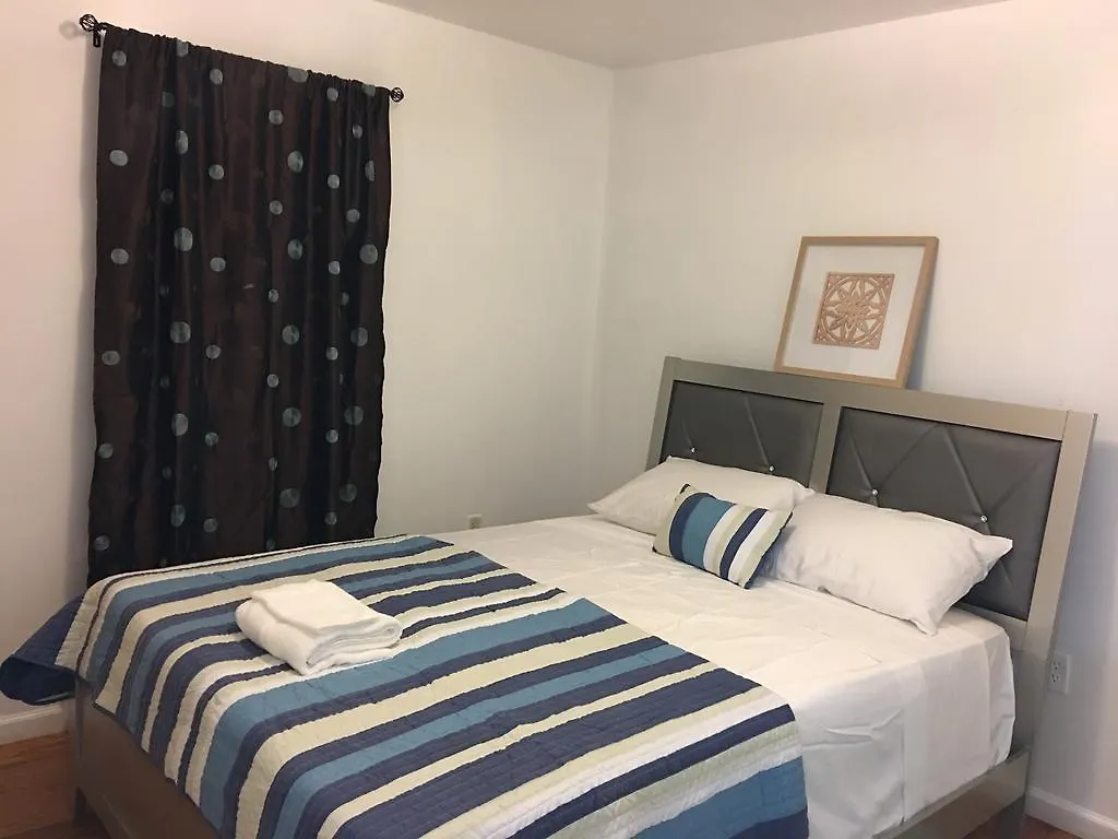 Guest house Mojoy Homesuites At Runyon Newark United States