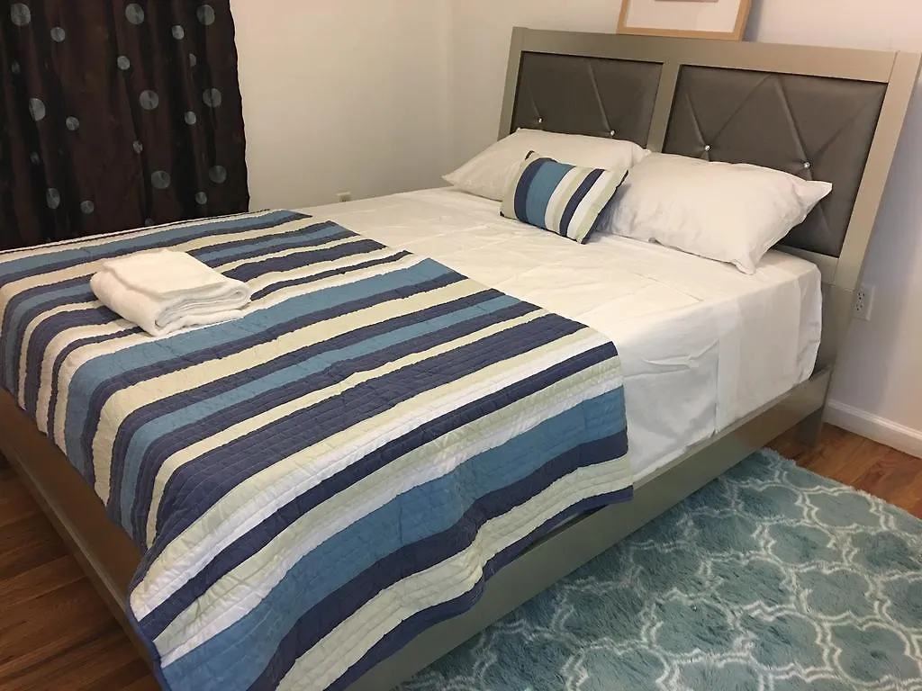 Guest house Mojoy Homesuites At Runyon Newark