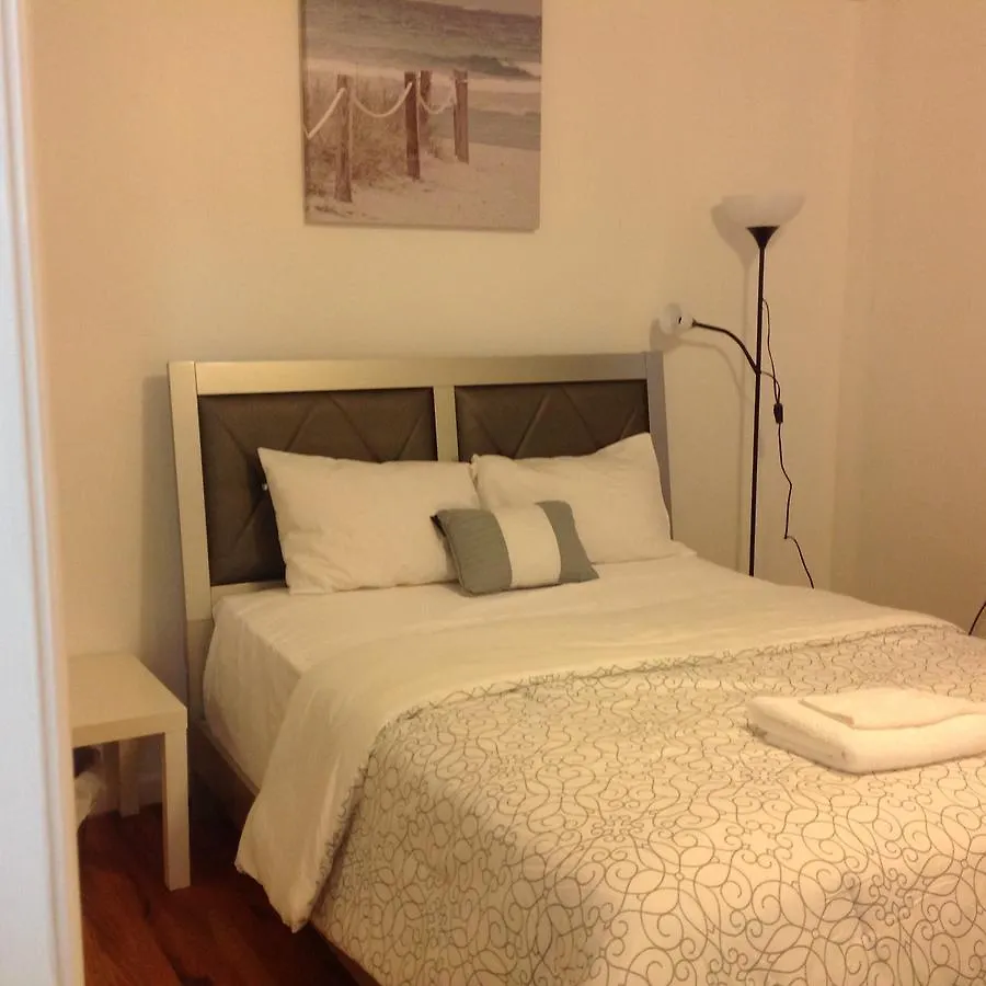 Mojoy Homesuites At Runyon Newark Guest house
