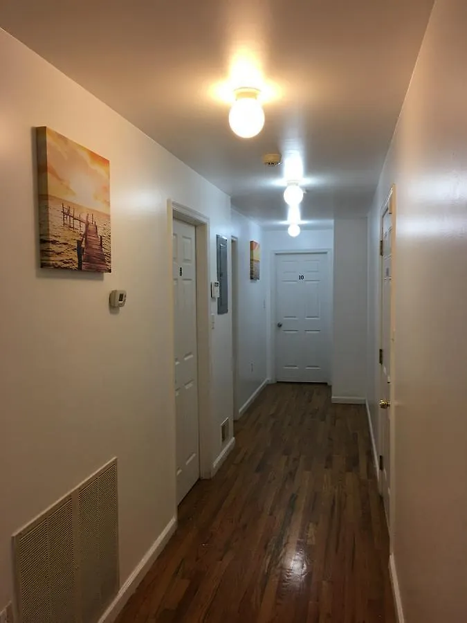 Mojoy Homesuites At Runyon Newark